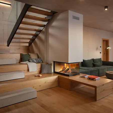 Tree Complex Villa *